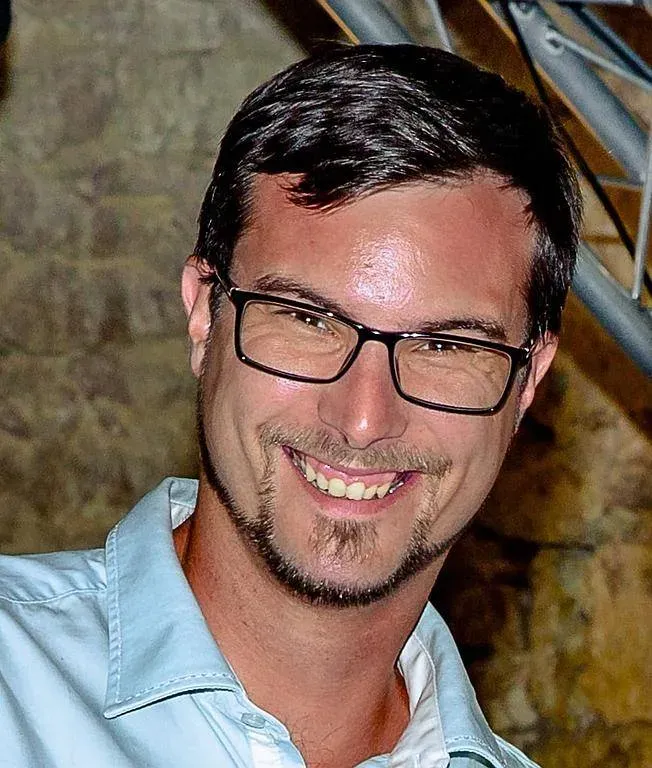 Loïc TOMASELLA, DJ Animateur